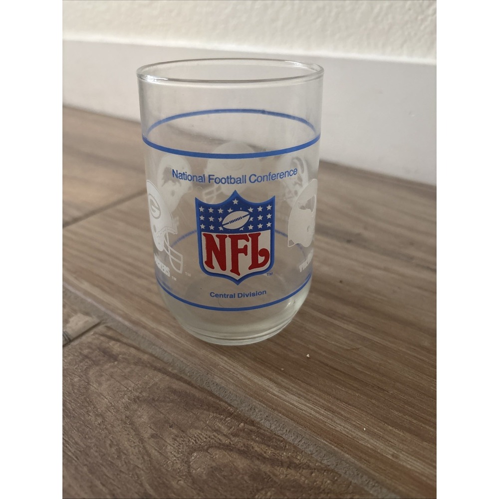 Vintage NFL NFC Central Division 12 oz Glass Tumbler Pre-1987 Collectible